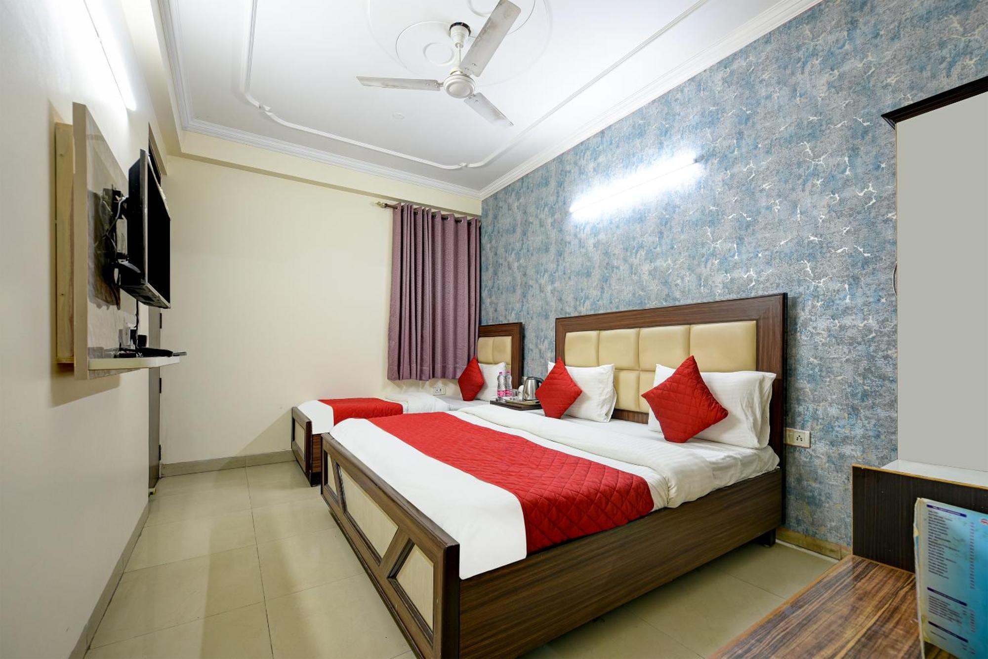 Airport Hotel Mayank Residency New Delhi Exteriör bild